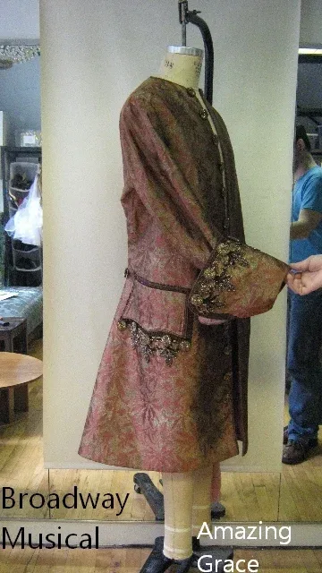 Amazing Grace 4 by yard 100% Silk Jacquard Palm Japanese Maple Leaf Foliage Magic "redwood" Red Gold Brown