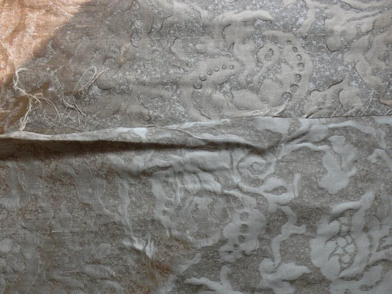 P1180326 by yard 100% Silk Jacquard Papercut Pomegranate Flower "december" Silver Mid Century Strie