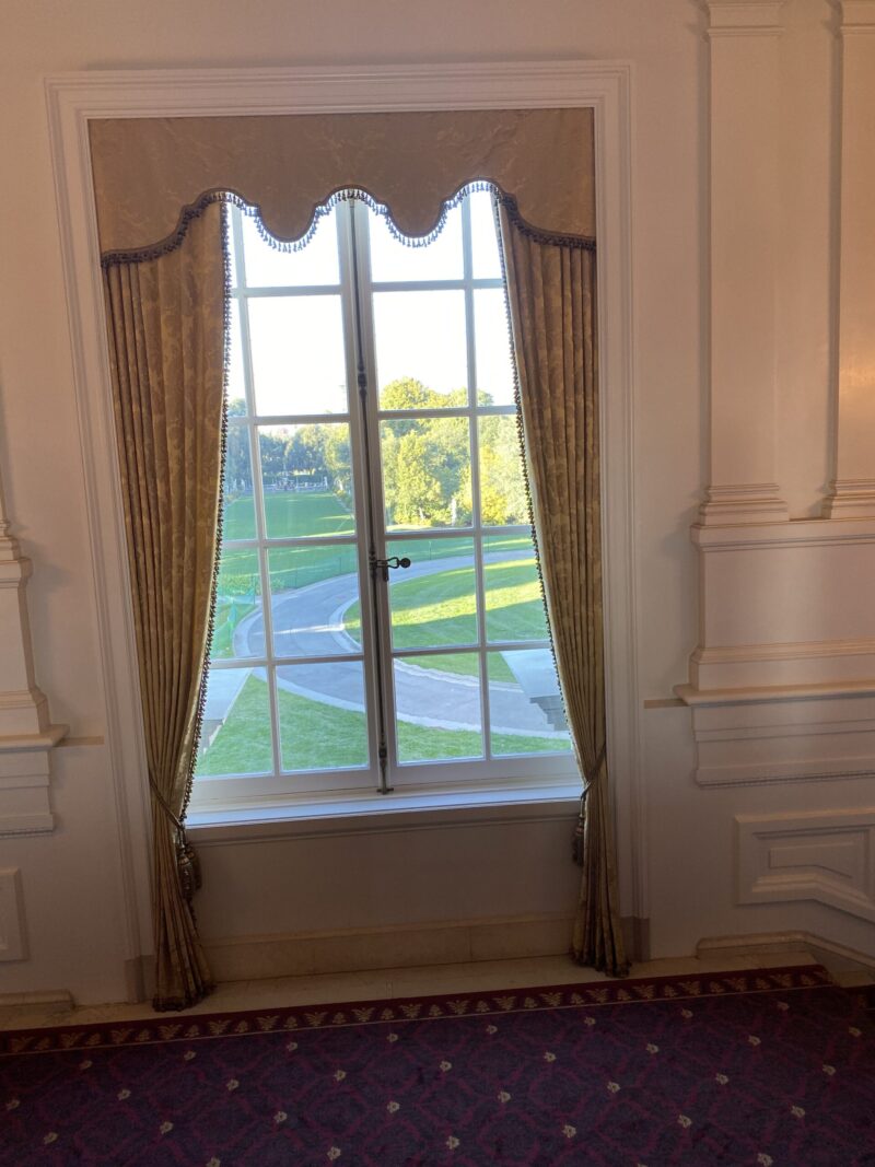 IMG_1061 0.6y Scalamandre “NATCHEZ” Silk Lampas, Ripe Peach and Cream, Salmon Pink & Off White Silver White 18th C MSRP00+/Y