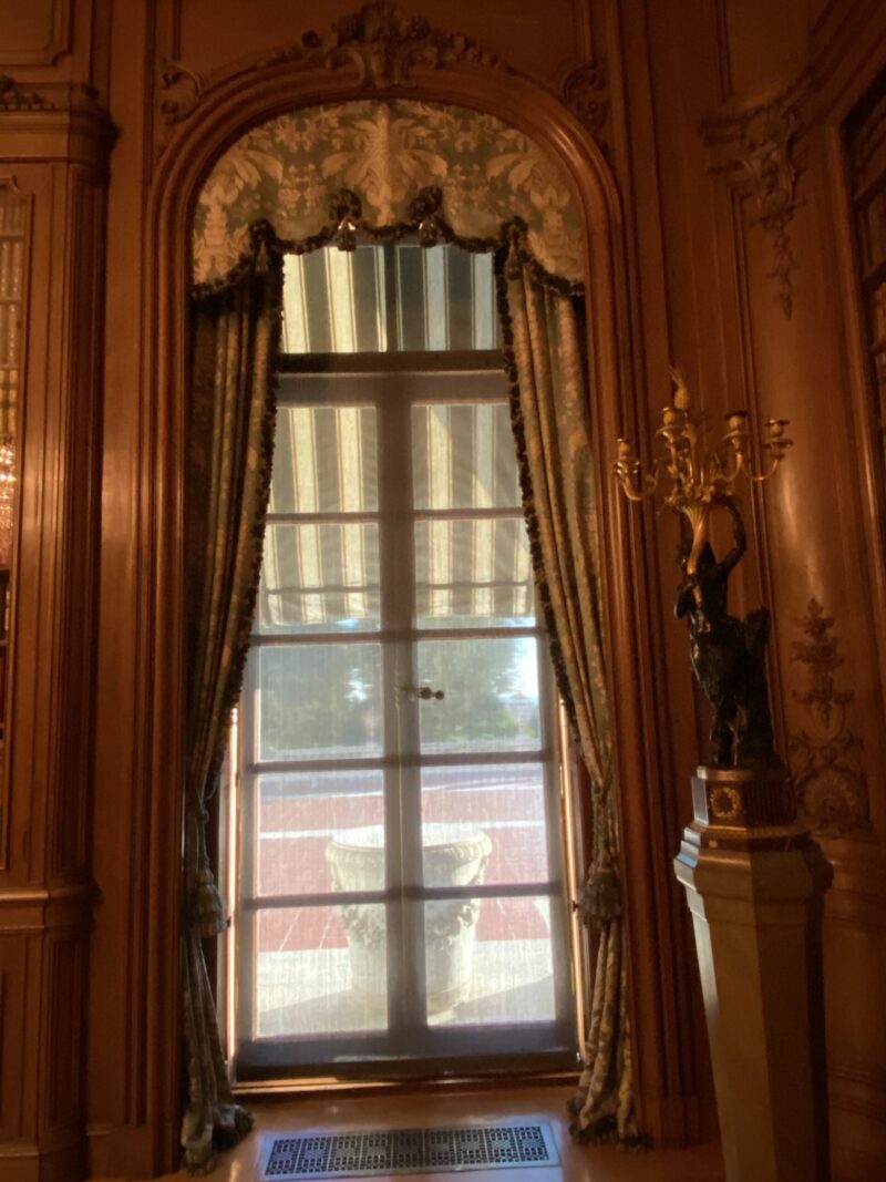 IMG_1062 0.6y Scalamandre “NATCHEZ” Silk Lampas, Ripe Peach and Cream, Salmon Pink & Off White Silver White 18th C MSRP00+/Y