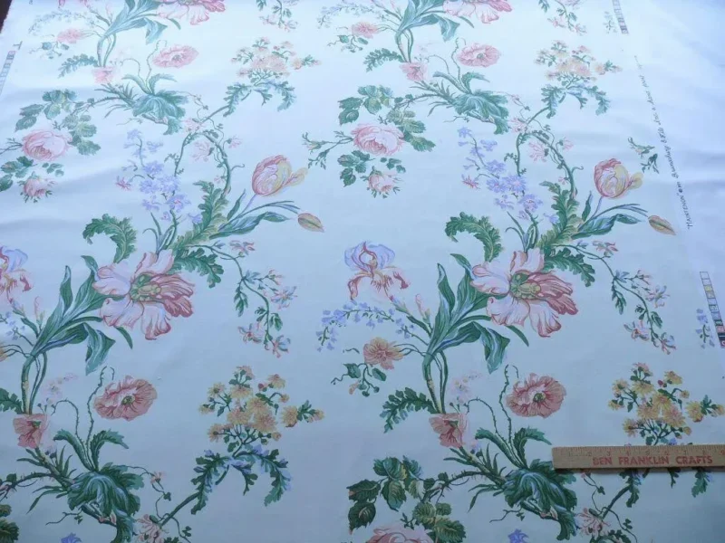 P1480578.jpg 8.25Y Brunschwig & Fils MAINTENON HISTORICAL PRINT TULIPS Rose Iris Poppy CHINTZ