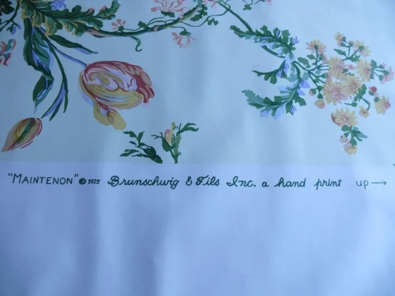P1480580.jpg 8.25Y Brunschwig & Fils MAINTENON HISTORICAL PRINT TULIPS Rose Iris Poppy CHINTZ