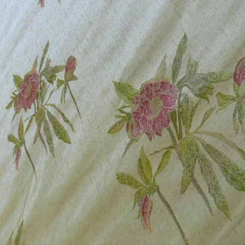 HEAVY SILK LAMPAS PEONY BUDS in GOLDEN DRIZZLE PINK CARMINE HEAVY SILK LAMPAS PEONY BUDS in GOLDEN DRIZZLE PINK CARMINE