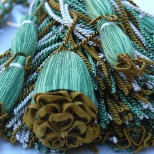 Scalamandre HAMPTON COURT Silk Double TieBack Brown, Green,Cream Scalamandre HAMPTON COURT Silk Double TieBack Brown, Green,Cream