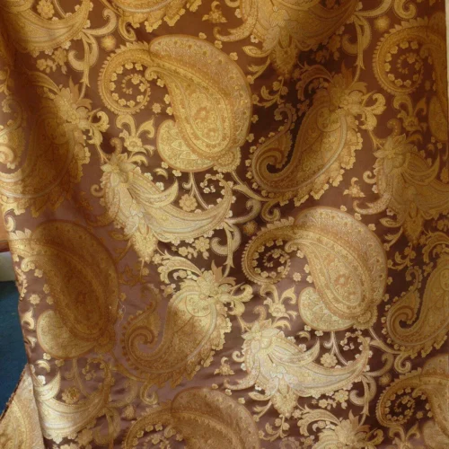 PINDLER "DEANDRA"SILK LAMPAS LG PAISLEY GOLD COPPER "SUMATRA" BT PINDLER "DEANDRA"SILK LAMPAS LG PAISLEY GOLD COPPER "SUMATRA" BT