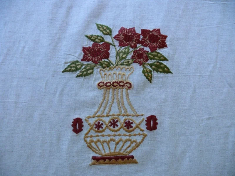 Fabricut Quilvio Embroidered Linen/Cotton RED Bouquet on NAT BTY Fabricut Quilvio Embroidered Linen/Cotton RED Bouquet on NAT BTY