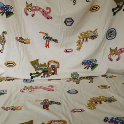 CLARENCE HOUSE ANIMAL CREWEL WOOL ON COTTON PRIMATIVO BTY