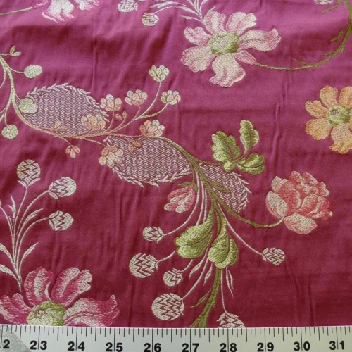 STROHEIM & ROMANN PETIT JARDIN" ROUGE LACE FLOWER GARLAND BURGUN