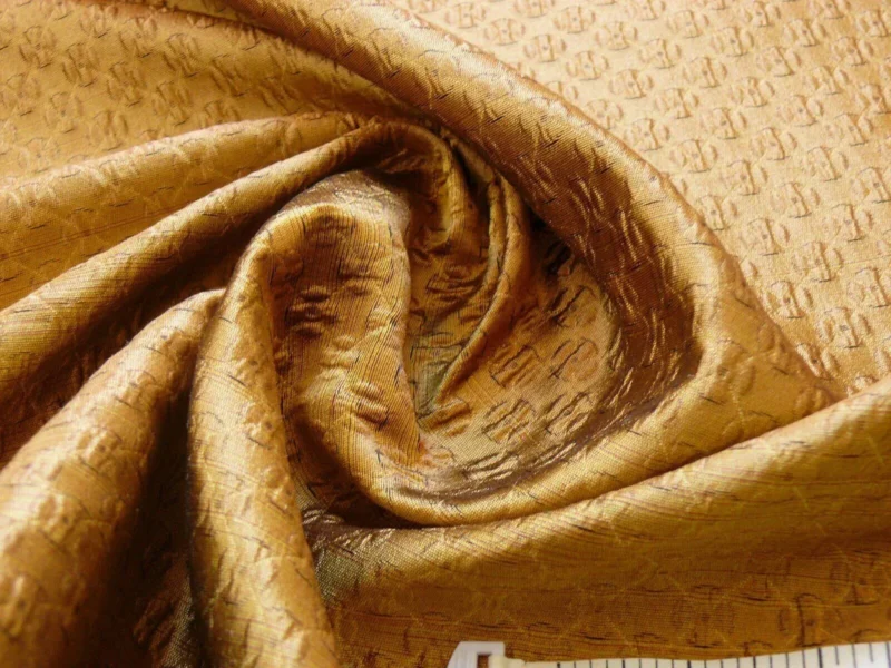 LEE JOFA ZEN SILK "GOLD" COPPER RED SILK MINI PLUM FLOWER 7.8Y M LEE JOFA ZEN SILK "GOLD" COPPER RED SILK MINI PLUM FLOWER 7.8Y M