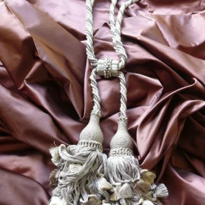 SCALAMANDRE VICHY 100% SILK DOUBLE TIE BACK "STONE" NEUTRALS MSR SCALAMANDRE VICHY 100% SILK DOUBLE TIE BACK "STONE" NEUTRALS MSR