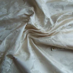 DSCF4919.jpg 100%silk Chinoisery Music Garden Toile "pearl" Pearly White Superb Quality