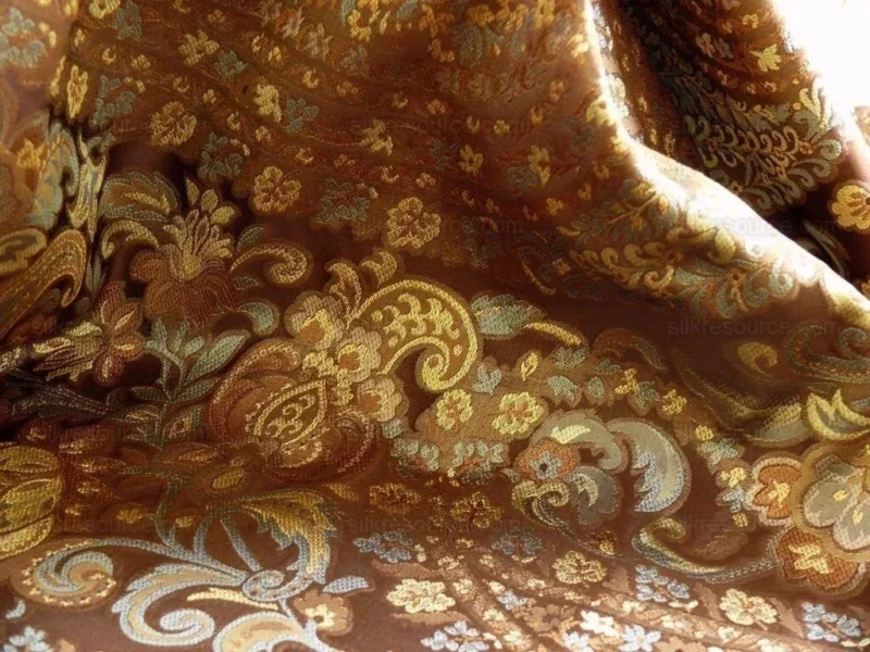 P1110518.jpg Bty Fab 100% Silk Lampas Cashmere Paisley "sumatra" Brown MSRP USD200+/yard