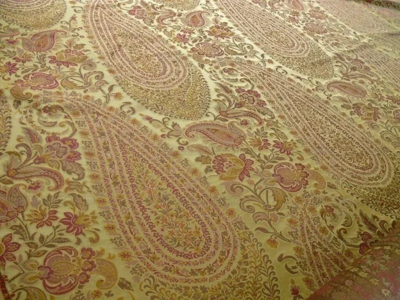 BY YD FAB 100% SILK LAMPAS CASHMERE PAISLEY "CLARET" RED PINK BY YD FAB 100% SILK LAMPAS CASHMERE PAISLEY "CLARET" RED PINK