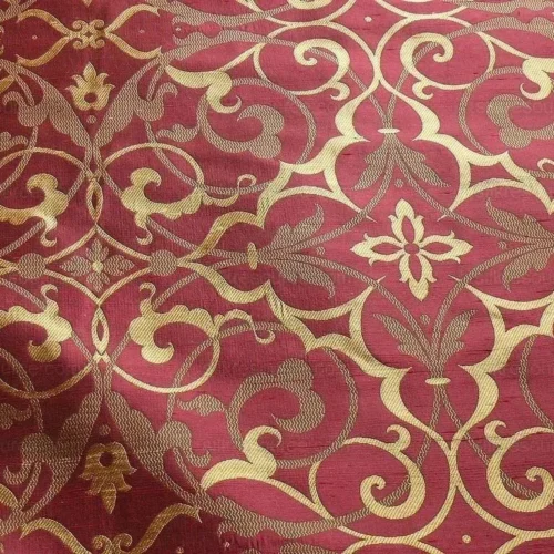 100% SILK JACQUARD FILIGREE MURAL "TEMPEST" RED 100% SILK JACQUARD FILIGREE MURAL "TEMPEST" RED