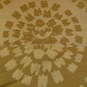 100% SILK DAMASK LARGE MODERN PINWHEEL "COIN" GREEN BTY 100% SILK DAMASK LARGE MODERN PINWHEEL "COIN" GREEN BTY