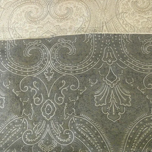 100% SILK FINE LINE DAMASK LAMPAS PAISLEY "CRYSTAL" BLACK 100% SILK FINE LINE DAMASK LAMPAS PAISLEY "CRYSTAL" BLACK