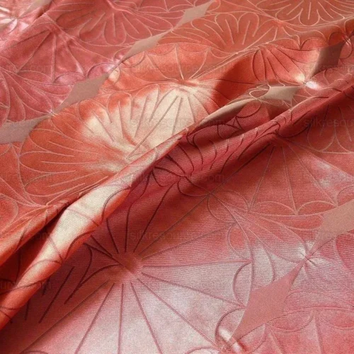 100% SILK DAMASK MODERN GEOMETRIC DAISY ROUND "HIBISCUS" RED 100% SILK DAMASK MODERN GEOMETRIC DAISY ROUND "HIBISCUS" RED