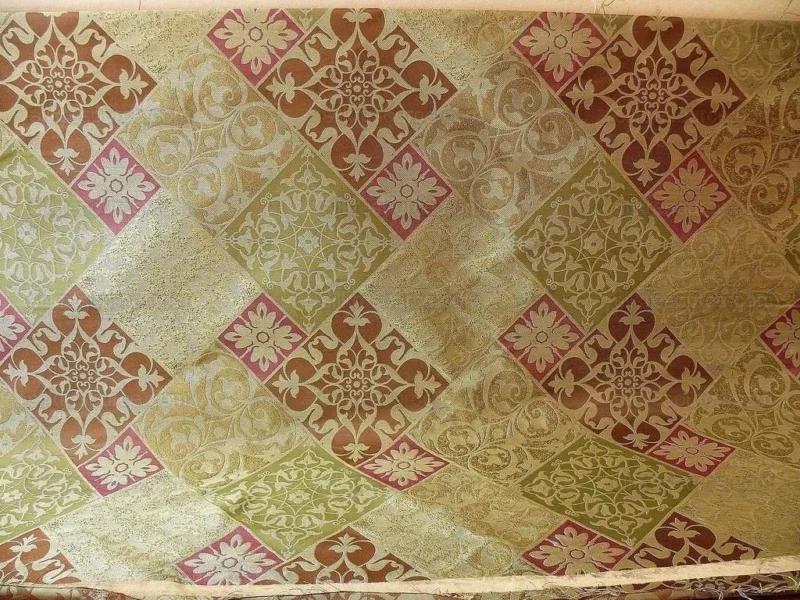 KRAVET 100% SILK LAMPAS ASIAN TILE "MESA" RED GOLD BTY MSRP$216/