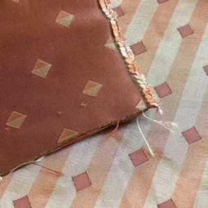 100% SILK LAMPAS DIAMOND DOT "REDWOOD" RED 100% SILK LAMPAS DIAMOND DOT "REDWOOD" RED