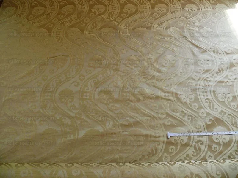 P1220980.jpg 100% Silk Damask Peony River - Gold Dust Yellow Cream High End