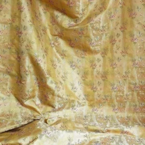 P1230580.jpg 100%silk Lampas Garden Trail French Lace Creamy Gold MSRP USD 300+