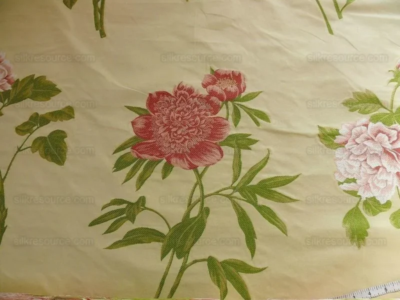 P1350587.jpg Peony~lee Jofa "peonia Weave" Pink Red On Butter Fil Coupe Bty M