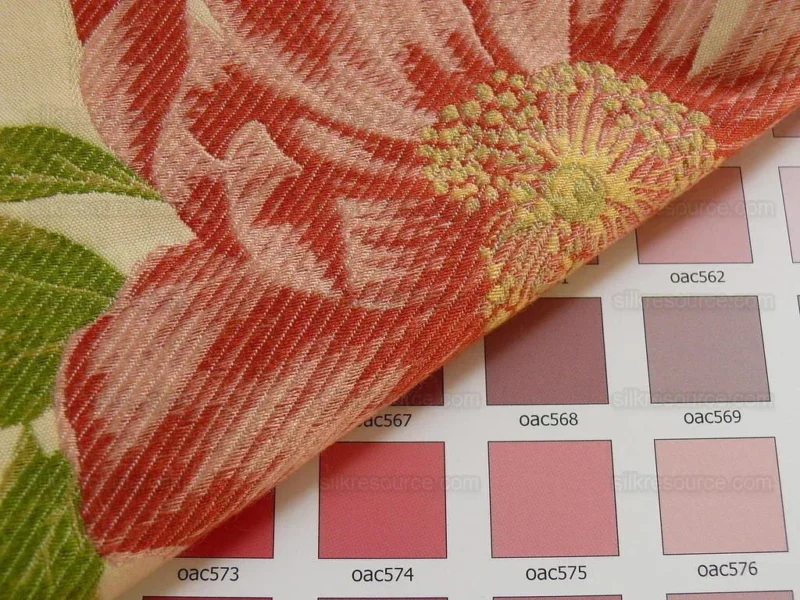 P1350590.jpg Peony~lee Jofa "peonia Weave" Pink Red On Butter Fil Coupe Bty M