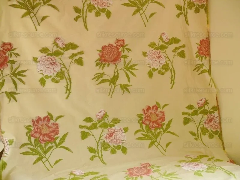 P1350595.jpg Peony~lee Jofa "peonia Weave" Pink Red On Butter Fil Coupe Bty M