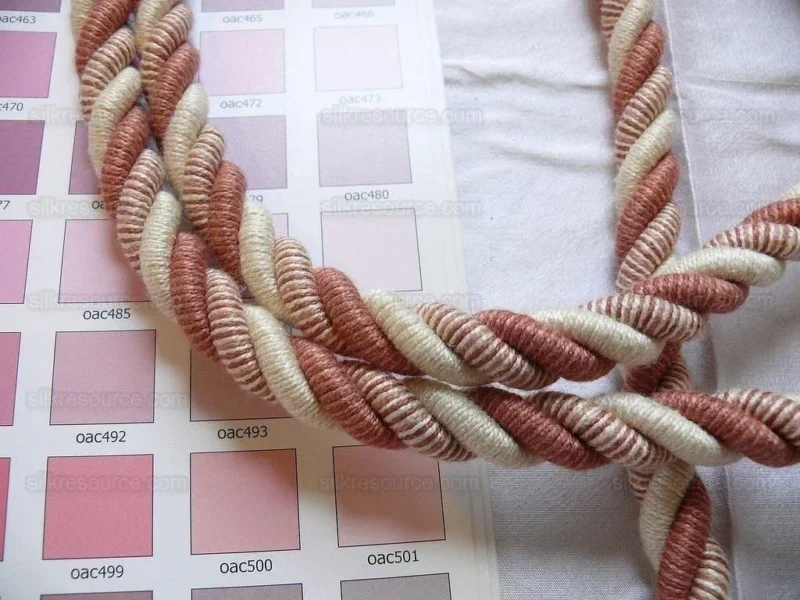 Lee Jofa Cantal Tieback Tassel Tieback-double Coral Red