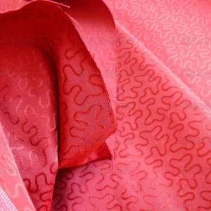 P1370417.jpg Lee Jofa Vermicelli Weave Garnet Red Doodle Silk Cotton Bty MSRP USD 224/Y