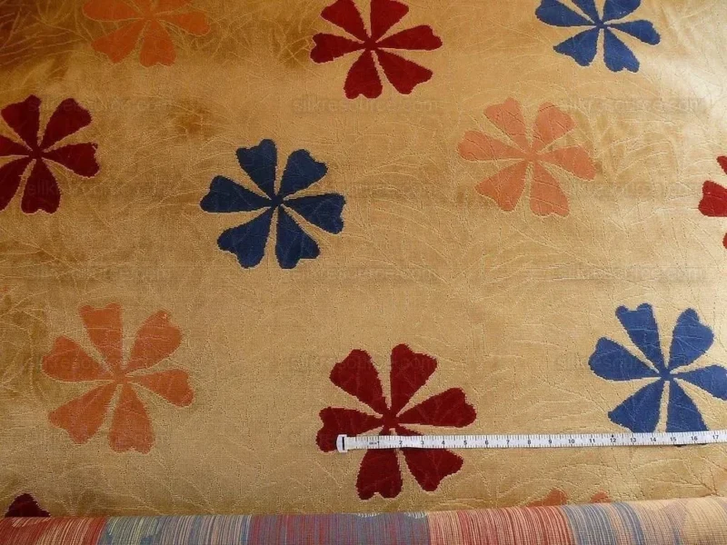 P1390389.jpg 3.5y Lee Jofa Marguerite Velvet Woven Flower & Star Velvet