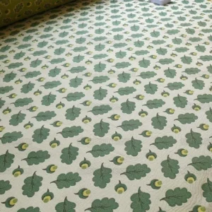 P1400460.jpg Bty Lee Jofa Oak Leaf Weave Acorn Matellasse Forest Green MSRP USD 2