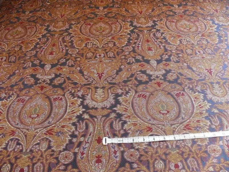 P1400566.jpg 0.86y Lee Jofa San Pietro "mineral" Blue Paisley Red Gold