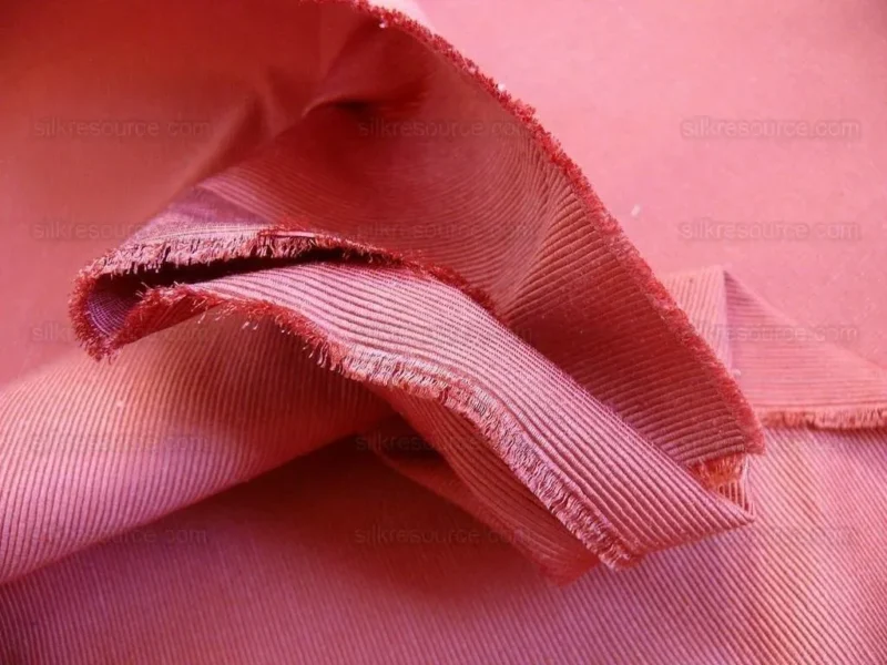 P1400922.jpg Magic...lee Jofa "adam's Rib Weave Pink Rose Raspberry Silk Fail