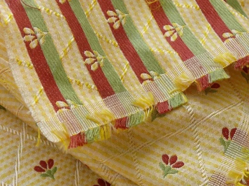 P1400971.jpg Kravet Tulips Red On Yellow Lattice Silk Lampas Bty MSRP USD 198/Y