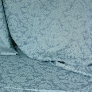 P1410815.jpg By Yd Kravet Laura Ashley 100% linen Print Spencer Damask Cool Water Blue Gilded  #874