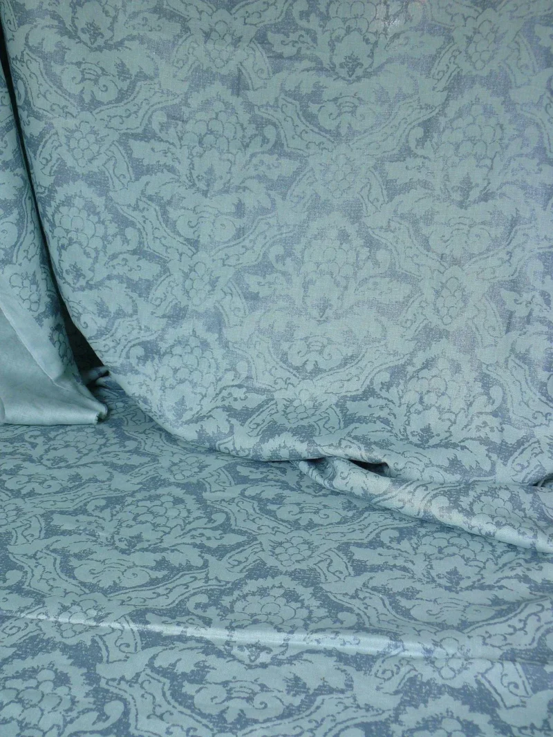 P1410815.jpg By Yd Kravet Laura Ashley 100% linen Print Spencer Damask Cool Water Blue Gilded  #874