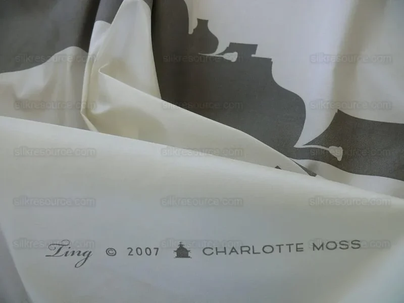 P1420547.jpg BY Yard Brunschwig & Fils Charlotte Moss "Ting" Silk Taffeta Black White Pavilion Print
