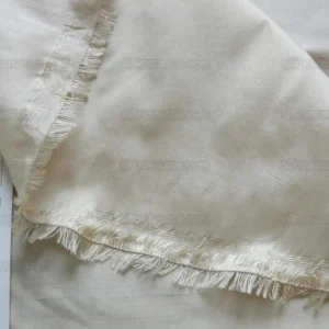 P1430195.jpg Scalamandre Antique Silk Taffeta, Cream Bty 99036-21