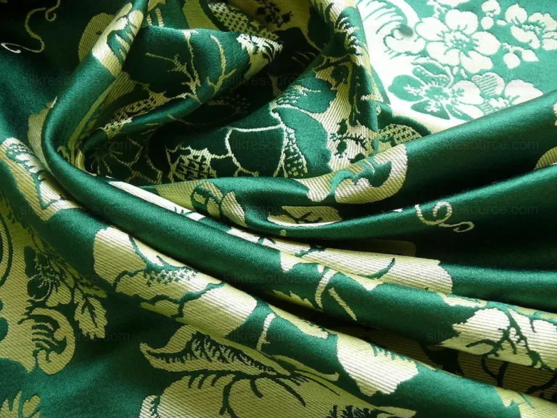 by Yard Scalamandre Villa Louis Silk Brocatelle Emerald Green MSRP USD 800+