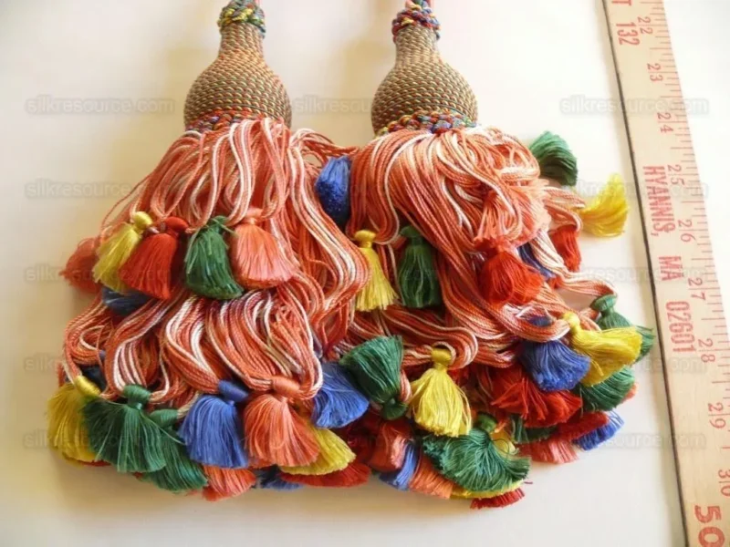 P1430992.jpg Scalamandre Lyon 100% Silk Double Tie Back in Coral Royal, Green