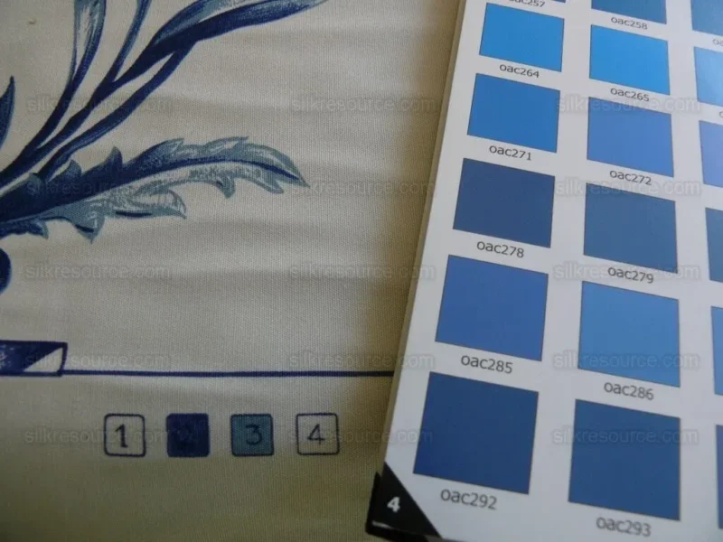 P1450792.jpg BY YD BEACON HILL PALACE WALK INDIGO BLUE WHITE COTTON TOILE ITALY Castle Tuscany MSRP USD200Y