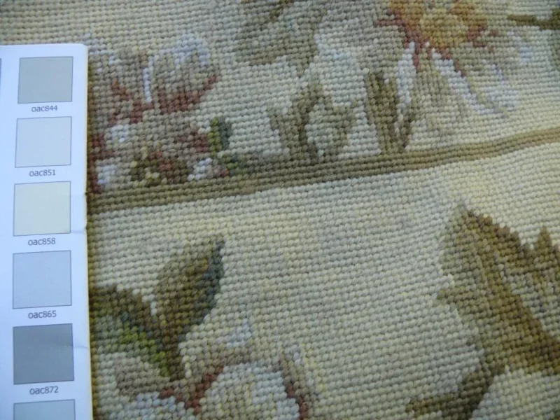 P1460061.jpg Stark Hand Made Needlepoint 6'x9' Flower Sprig Border On Lt Yellow