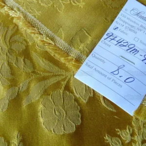 P1460297.jpg 1.3y Scalamandre Vanderbilt Silk/cotton Gold Roses Tulips