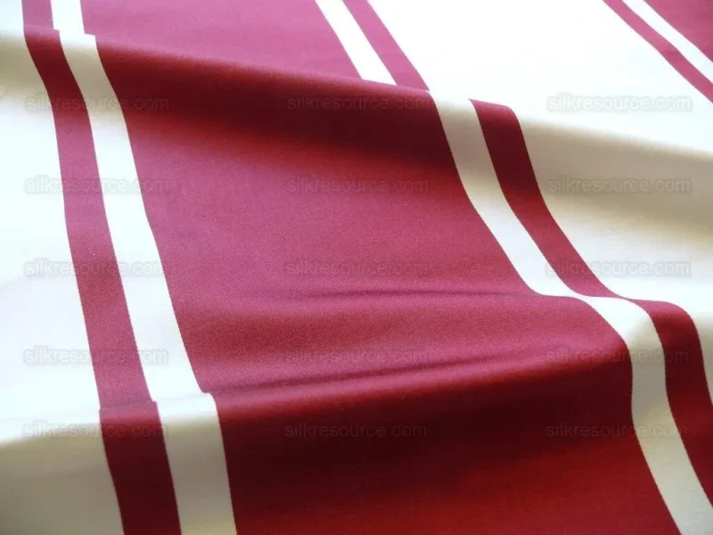 P1460381.jpg Scalamandre Palladio Silk/cotton Satin Large Stripe Deep Raspberry Red White Cream Grandeur MSRP USD280/Y