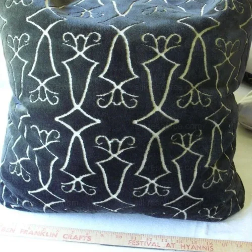 OLD WORLD WEAVERS PRINCESS AIDA CUT VELVET 19" PILLOWS  EXCLUSIV