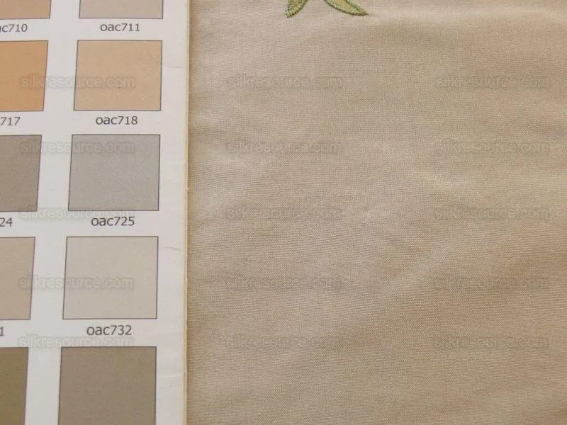 P1470446.jpg 0.25 Y Lee Jofa Fleurir Silk Sand Pale Gold With Pink Flower Embroidery MSRPUSD188/Y