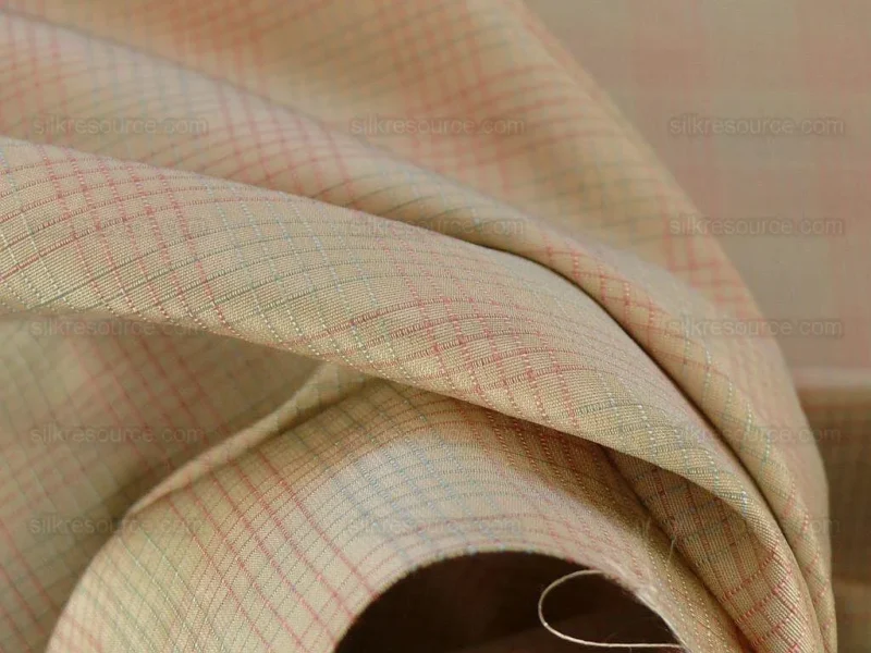 P1480038.jpg Lee Jofa Stately Silk Taffeta Plaid Peony Pink Green MSRP USD 299/Y