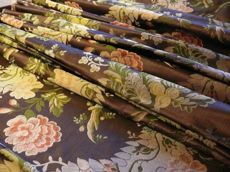 P1490451.jpg Scalamandre Mont Blanc Silk Lampas Red Gold Blue On Hazelnut Bro