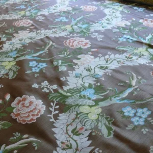 P1490472.jpg Scalamandre Mont Blanc Silk Lampas Red Gold Blue On Hazelnut Bro